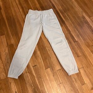 Aritzia TNA Boyfriend Sweatfleece Sweatpants